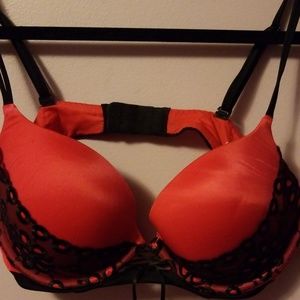 Victoria Secret Very Sexy Push Up Size 36 B NWOT